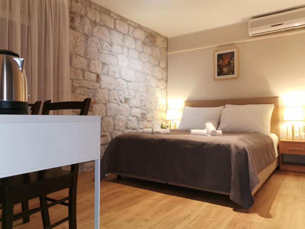 Carol Rooms Τρογκίρ Εξωτερικό φωτογραφία