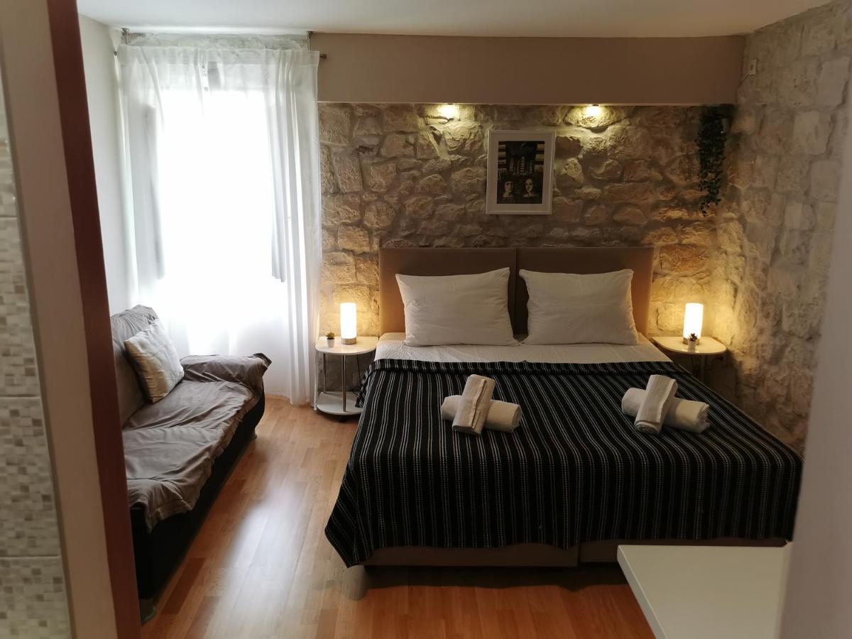 Carol Rooms Τρογκίρ Εξωτερικό φωτογραφία