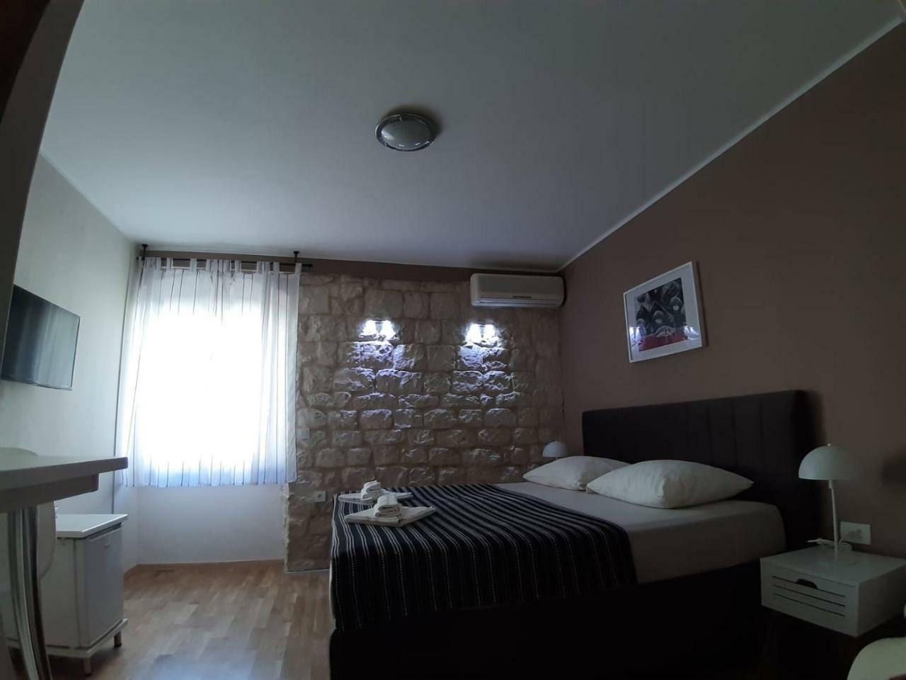 Carol Rooms Τρογκίρ Εξωτερικό φωτογραφία