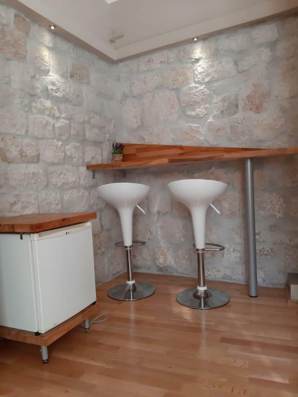 Carol Rooms Τρογκίρ Εξωτερικό φωτογραφία