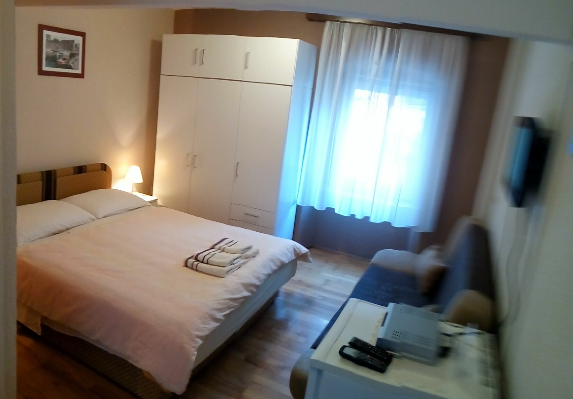 Carol Rooms Τρογκίρ Εξωτερικό φωτογραφία